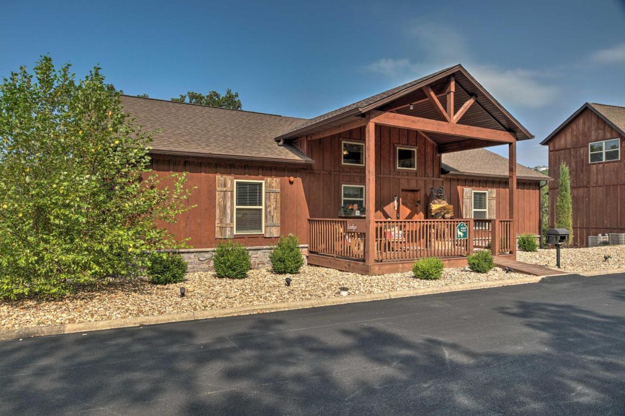 Branson West Cabin With Pool Access And Golfing 외부 사진