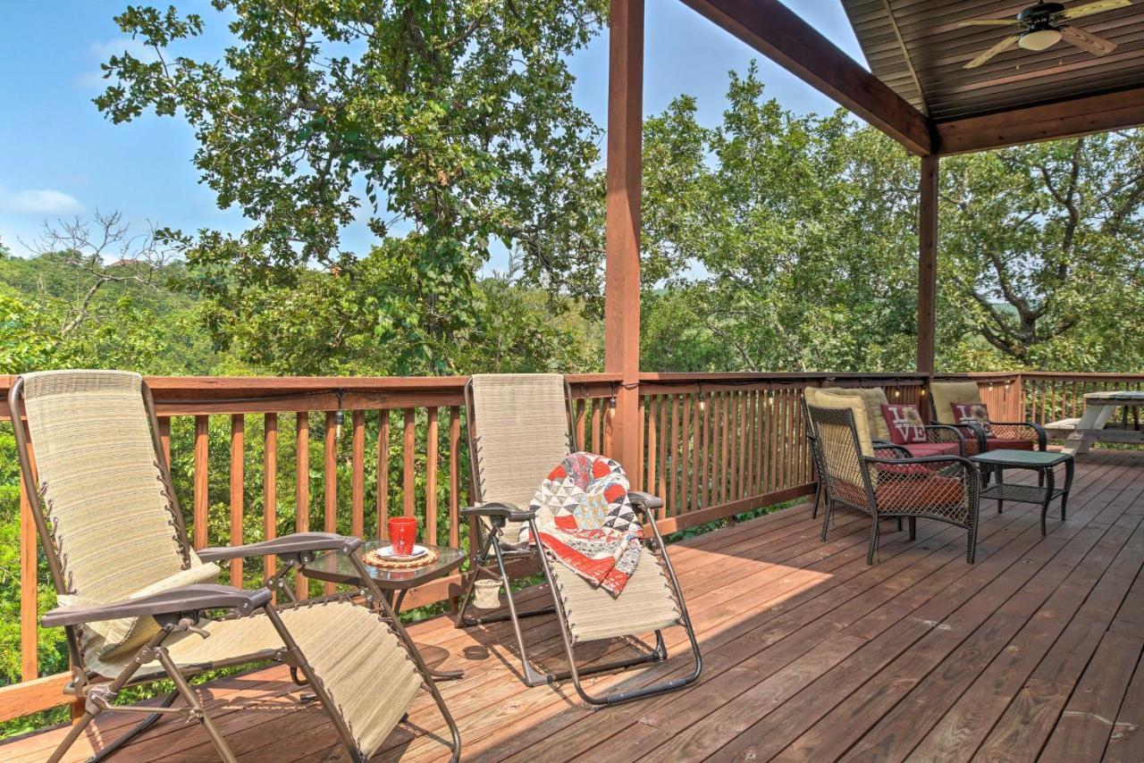 Branson West Cabin With Pool Access And Golfing 외부 사진