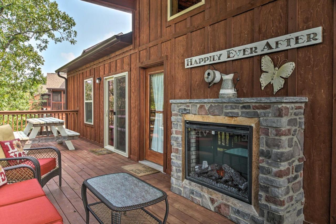 Branson West Cabin With Pool Access And Golfing 외부 사진